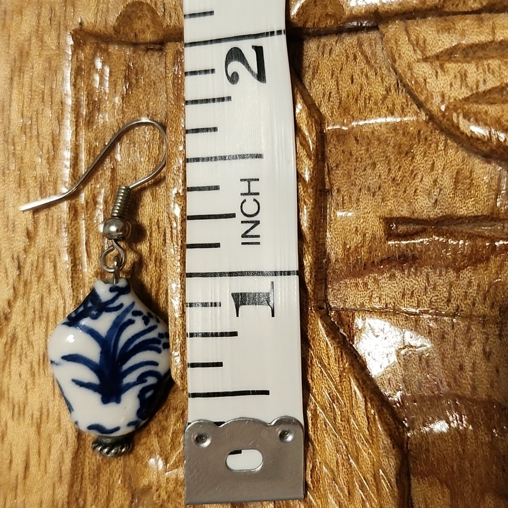 White & Blue Ceramic Earrings - Picture 5 of 6